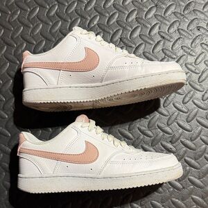 Nike White and Light Pink Athletic Shoes